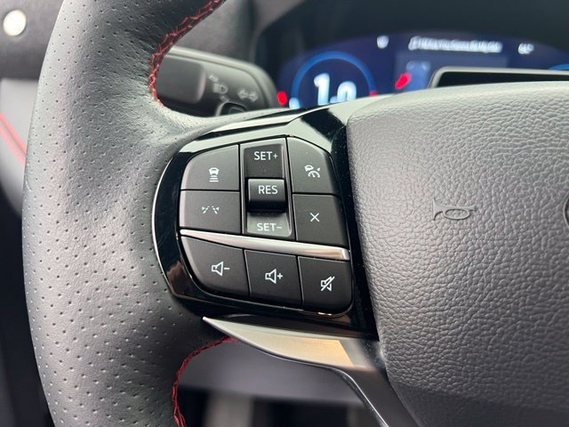 Certified 2025 Ford Explorer ST AWD/4WD image 10
