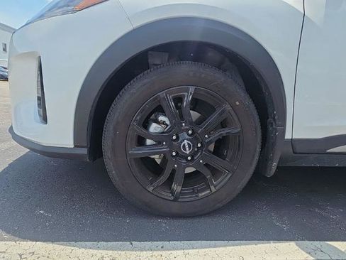 Certified 2023 Nissan Kicks SR w/ SR Premium Package FWD image 8