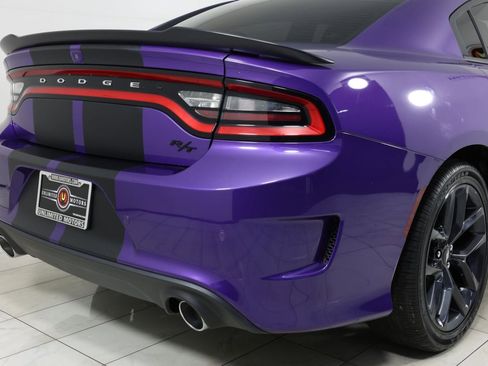 Used 2019 Dodge Charger R/T w/ Blacktop Package RWD image 38