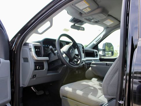 New 2026 Ford F250 XL w/ STX Appearance Package AWD/4WD image 26