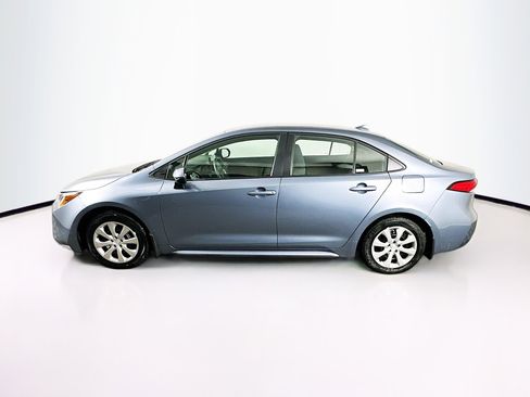 Used 2026 Toyota Corolla LE image 4