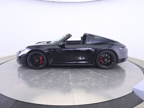 Certified 2024 Porsche 911 Targa 4S AWD/4WD image 2
