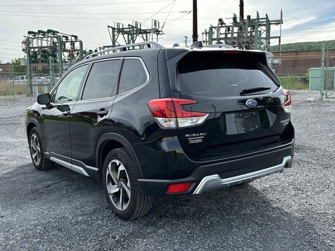 Used 2022 Subaru Forester Touring AWD/4WD image 6