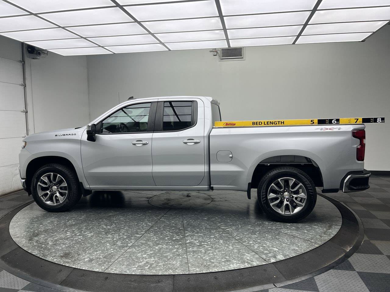 Certified 2022 Chevrolet Silverado 1500 LT AWD/4WD image 6
