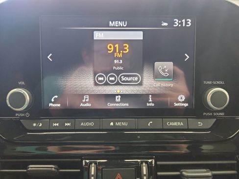 Used 2024 Nissan Pathfinder SV image 15