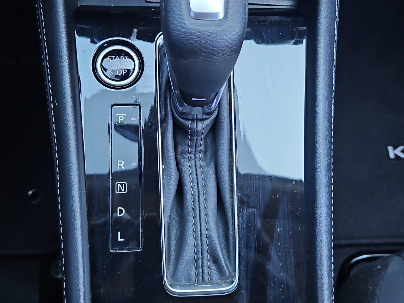 Used 2023 Nissan Kicks SV FWD image 20