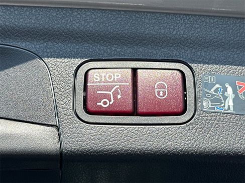 Certified 2025 Mercedes-Benz GLE 350 4MATIC image 21