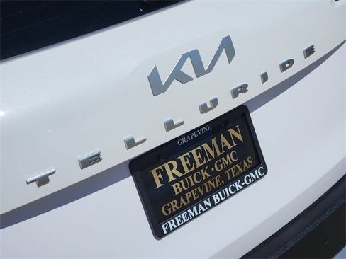 Used 2022 Kia Telluride SX w/ SX Prestige Package image 12