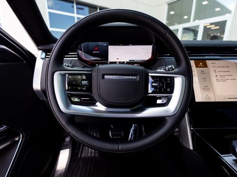Used 2024 Land Rover Range Rover SE AWD/4WD image 21