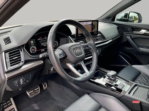 Used 2021 Audi SQ5 Premium Plus w/ Premium Plus Package AWD/4WD image 16