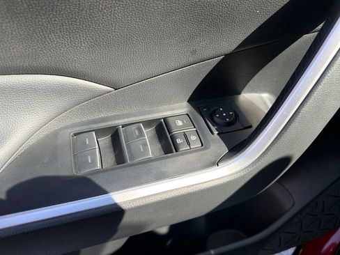 Used 2025 Toyota RAV4 XLE w/ Convenience Package AWD/4WD image 32