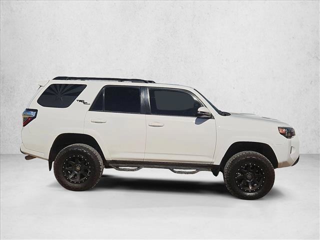 Used 2018 Toyota 4Runner TRD Off-Road Premium AWD/4WD image 4
