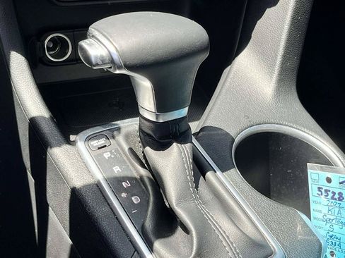 Used 2022 Kia Sportage Nightfall Edition w/ Nighfall AWD Premium Package image 25