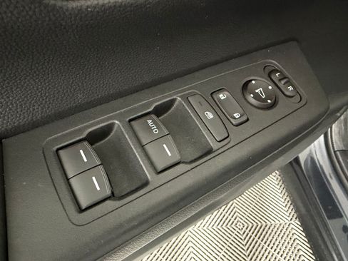 Used 2025 Honda CR-V LX image 23