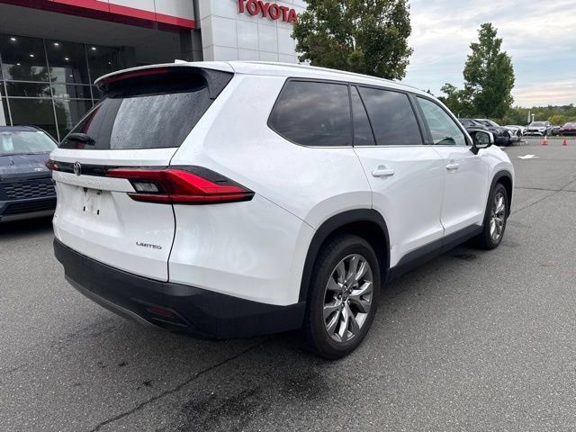 Certified 2024 Toyota Grand Highlander AWD image 4