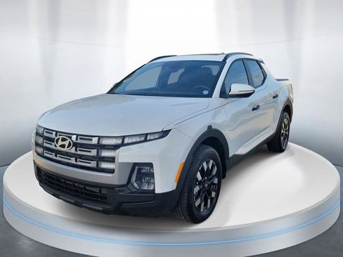 Certified 2025 Hyundai Santa Cruz SEL image 3