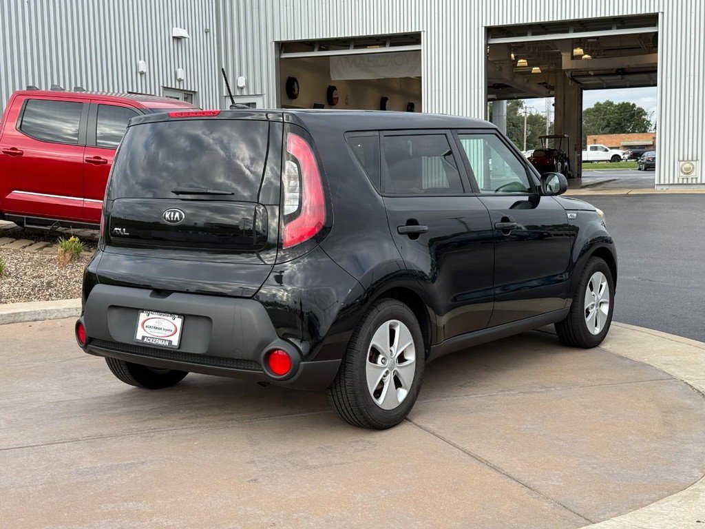 Used 2016 Kia Soul FWD image 5