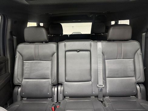 Used 2021 Chevrolet Suburban RST AWD/4WD image 20