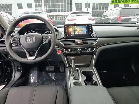Used 2019 Honda Accord EX image 25