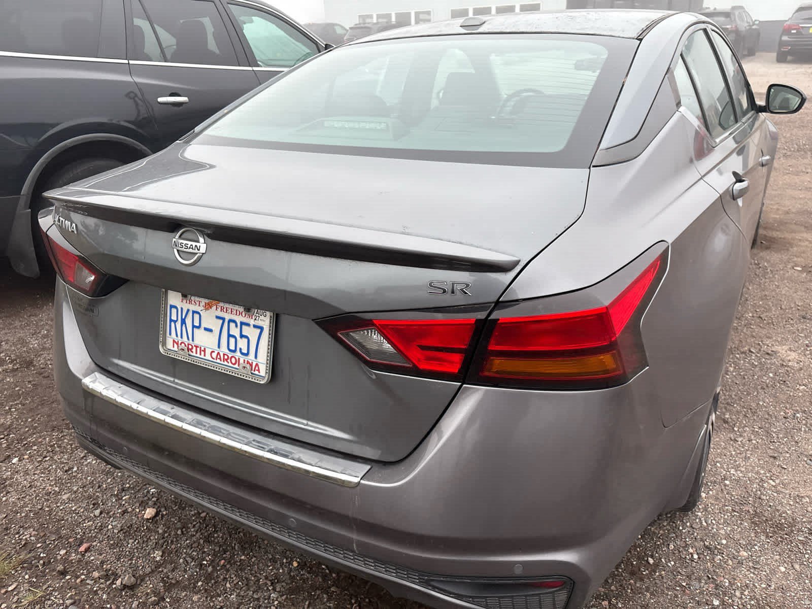 Used 2020 Nissan Altima 2.5 SR FWD image 12