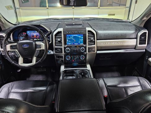 Used 2021 Ford F250 Lariat w/ Tremor Off-Road Package image 24