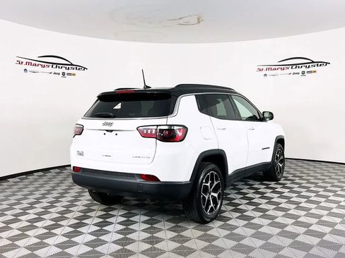 Used 2025 Jeep Compass Limited image 8