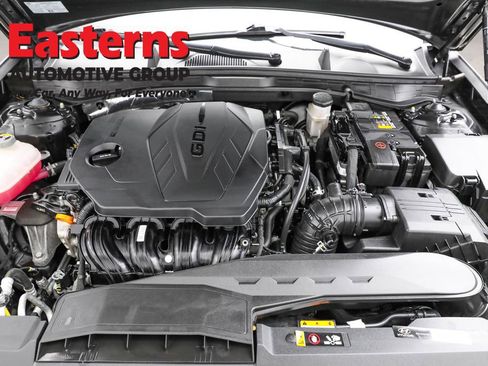 Used 2023 Hyundai Sonata SE image 7