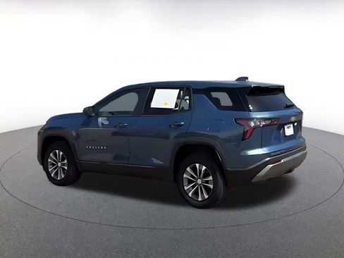 Used 2025 Chevrolet Equinox LT AWD/4WD image 10