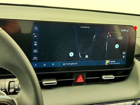 Used 2025 Hyundai Ioniq 5 SEL image 16