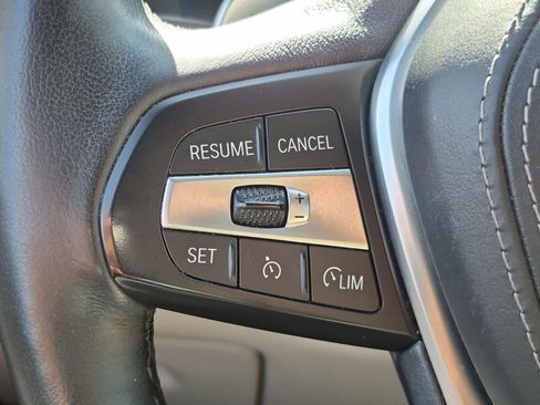 Used 2019 BMW X5 xDrive40i w/ Parking Assistance Package AWD/4WD image 19