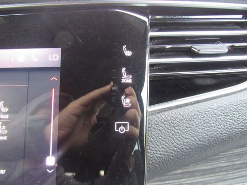 Used 2024 Jeep Wagoneer Series II w/ Flexible Seating Group image 48