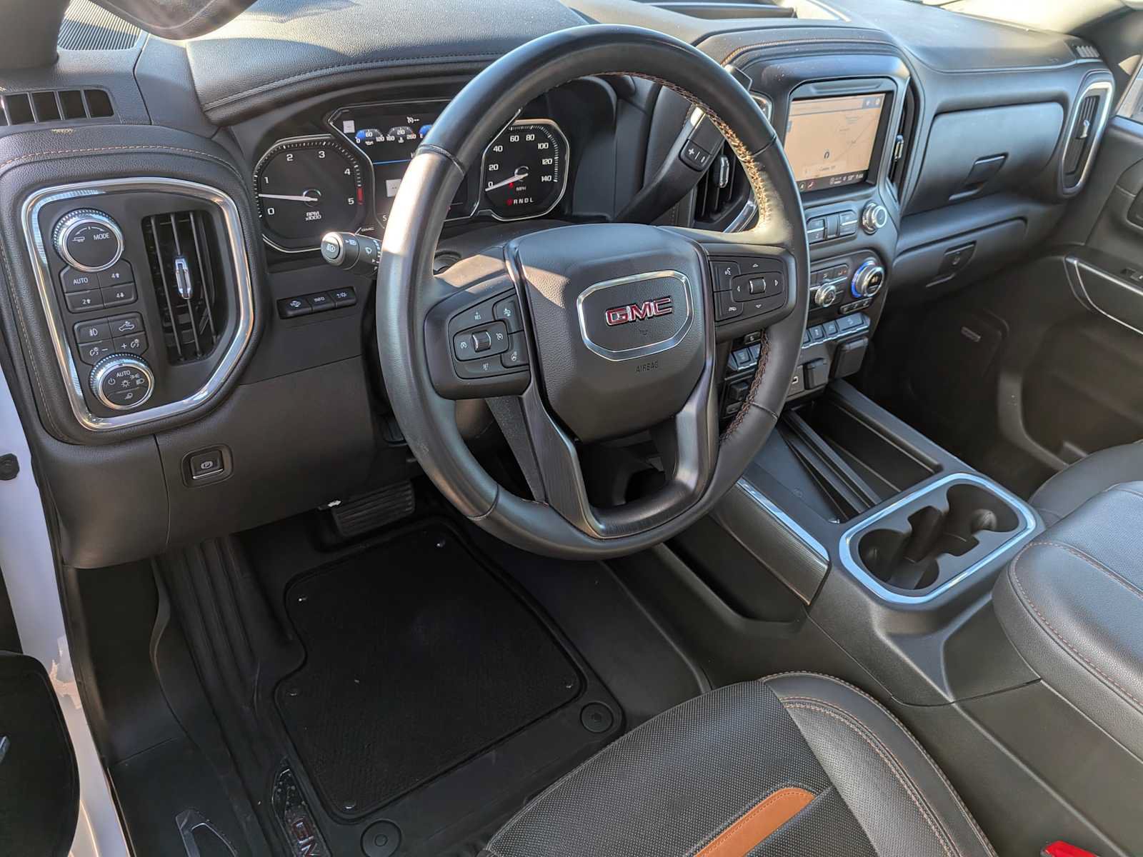 Used 2023 GMC Sierra 3500 AT4 w/ AT4 Premium Plus Package AWD/4WD image 2