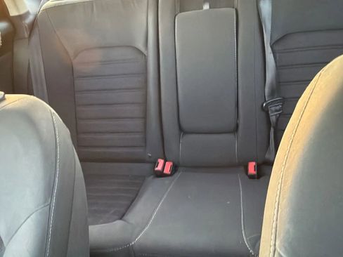 Used 2020 Ford Fusion SE image 31