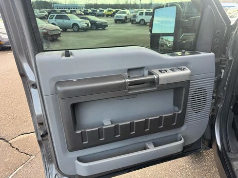 Used 2014 Ford F250 XLT w/ FX4 Off-Road Package image 14
