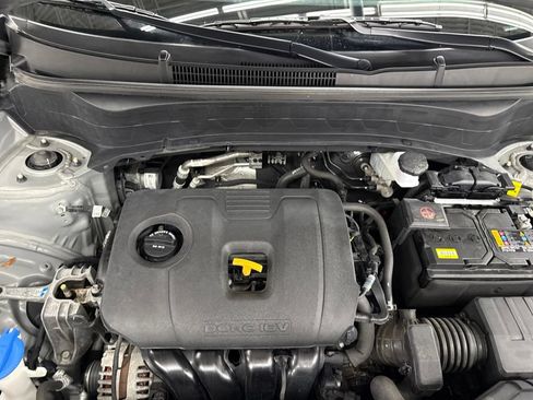 Used 2024 Kia Seltos EX AWD/4WD image 12