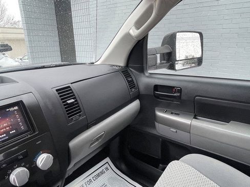 Used 2012 Toyota Tundra 4WD SR5 DOUBLE CAB w/ TRD Off-Road Pkg image 19