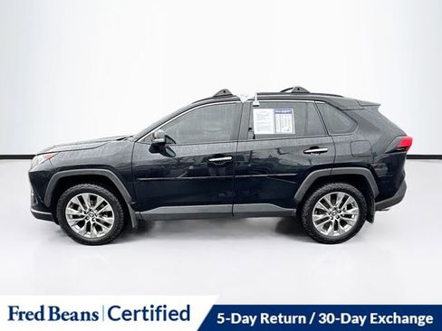 Used 2021 Toyota RAV4 Limited AWD/4WD image 4