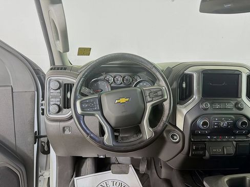 Used 2022 Chevrolet Silverado 3500 LT w/ Convenience Package AWD/4WD image 19