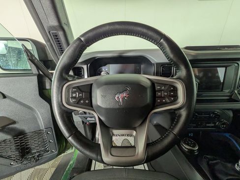 Used 2022 Ford Bronco Black Diamond image 20