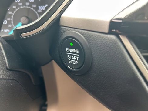 Used 2022 Ford Escape SEL image 22