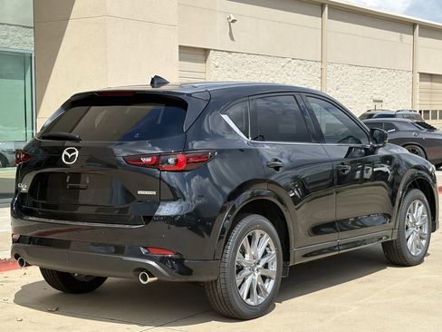 Used 2025 MAZDA CX-5 AWD 2.5 S w/ Premium Plus Pkg image 4