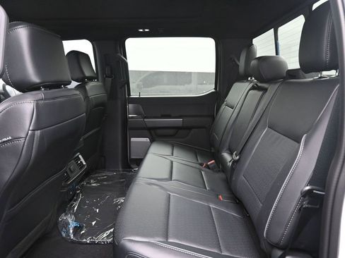 New 2025 Ford F150 Lariat w/ Equipment Group 501A Mid image 8