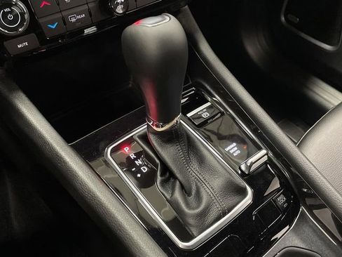 New 2025 Jeep Compass Latitude w/ Sun & Sound Group image 21