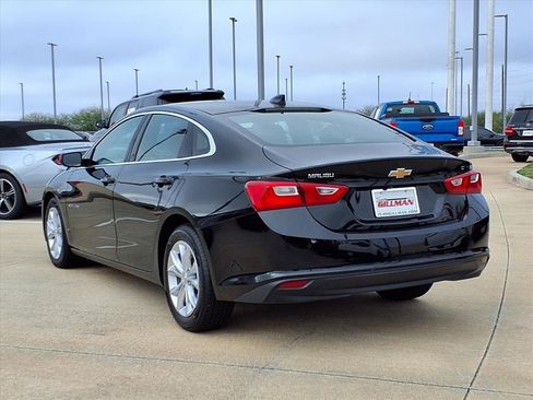 Used 2024 Chevrolet Malibu LT image 2
