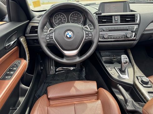 Used 2017 BMW 230i Convertible image 9