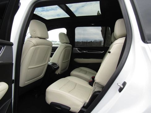 Used 2020 Cadillac XT6 Sport image 12