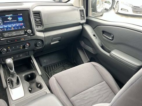 Used 2024 Nissan Frontier S w/ Technology Package RWD image 14