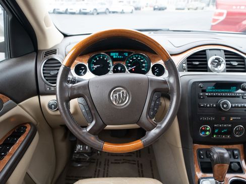 Used 2010 Buick Enclave CXL image 20