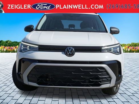 Used 2025 Volkswagen Taos S AWD/4WD image 8