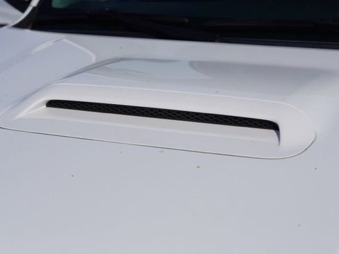 Certified 2024 Toyota 4Runner TRD Off-Road Premium w/ Moonroof Package AWD/4WD image 9